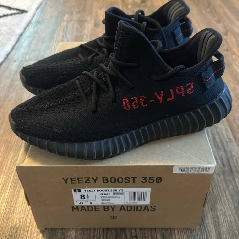 Yeezy Boost 350 Black Sneaker Size 8.5